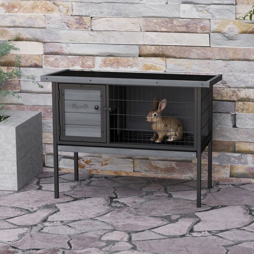 Rabbit hutch elevated with - elevated,